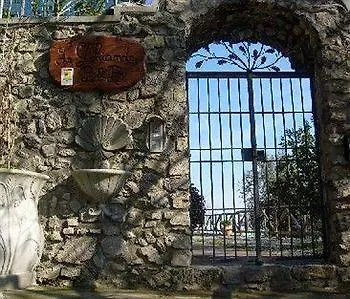 فندق مبيت وإفطار Le Ghiande بوسيتانو